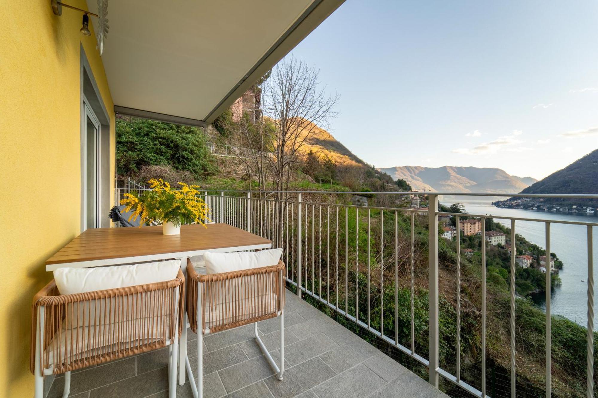 Apartamento Ka' Doro Deluxe Nesso Exterior foto